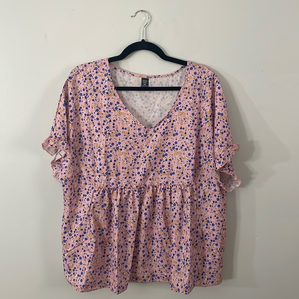 SHEIN Curve Pink Floral Babydoll Top